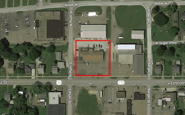 Pictures of Retail property located at 319 Nassau St W, East Canton, OH 44730 for comps - image #1