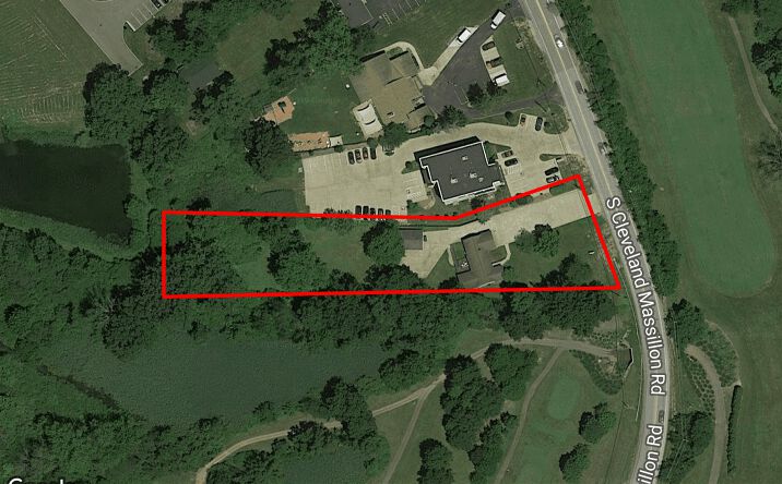 Pictures of Office, Retail property located at 278 S Cleveland Massillon Rd, Akron, OH 44333 for sales - image #1
