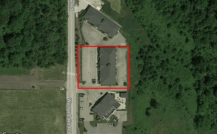 Pictures of Retail property located at 4183 Wyoga Lake Rd, Cuyahoga Falls, OH 44224 for sales - image #1