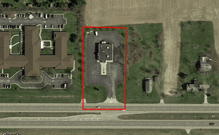 Pictures of Retail property located at 7250 Avenue Rd, Perrysburg, OH 43551 for comps - image #1