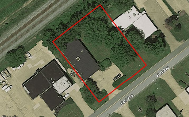 Pictures of Industrial property located at 8549 East Ave, Mentor, OH 44060 for comps - image #1
