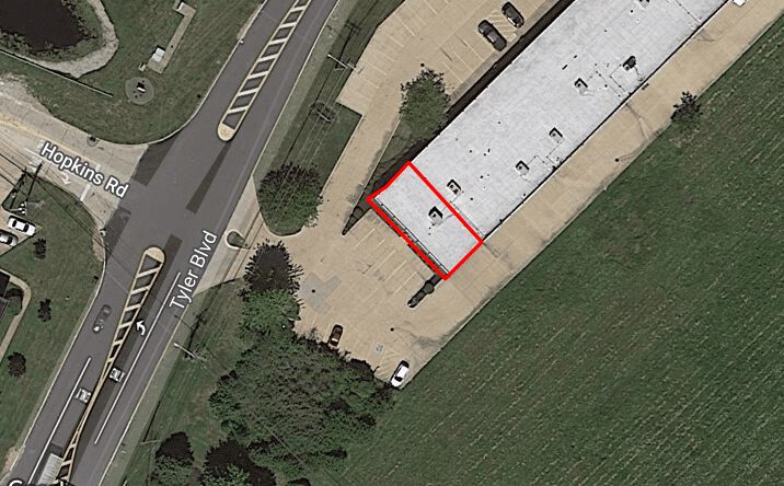 Pictures of Office, Retail property located at 8800 Tyler Blvd, Mentor, OH 44060 for comps - image #1