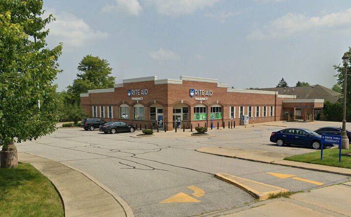 Pictures of Retail, Office property located at 8085 Broadview Rd, Broadview Heights, OH 44147 for sales - image #1