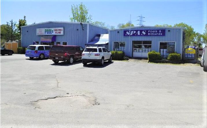 Pictures of Retail property located at 650 GAR Hwy, Swansea, MA 02777 for comps - image #1