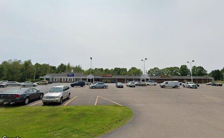 Pictures of Retail property located at 6277 S Main Street Rd  (SR 193), North Kingsville, OH 44004 for comps - image #1