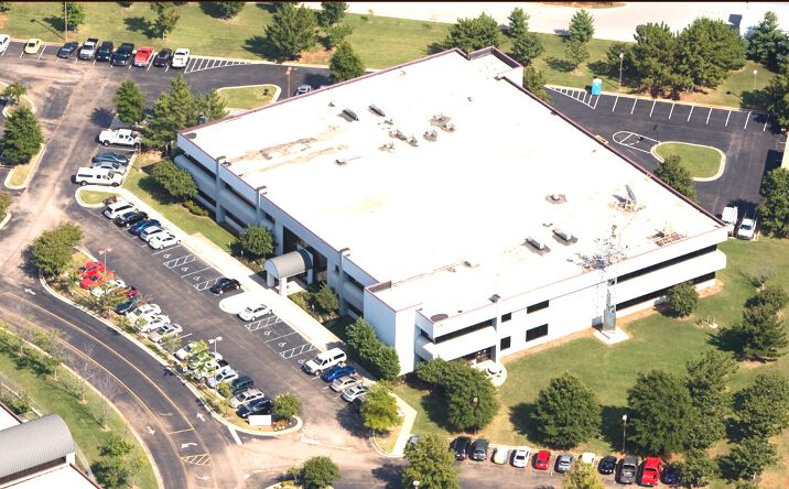 Pictures of Office property located at 124 Jetplex Blvd SW, Huntsville, AL 35824 for sales - image #1
