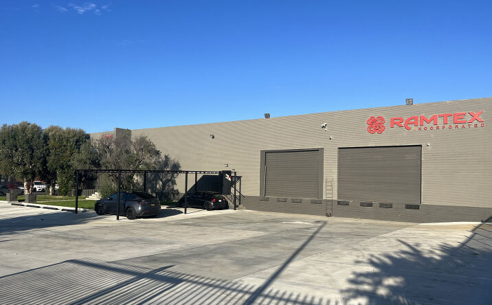 Pictures of Office, Industrial property located at 13812 S Figueroa St, Los Angeles, CA 90061 for sales - image #1