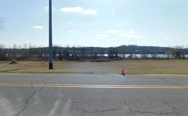 Pictures of Land property located at 1817 River Rd, North Little Rock, AR 72114 for sales - image #1