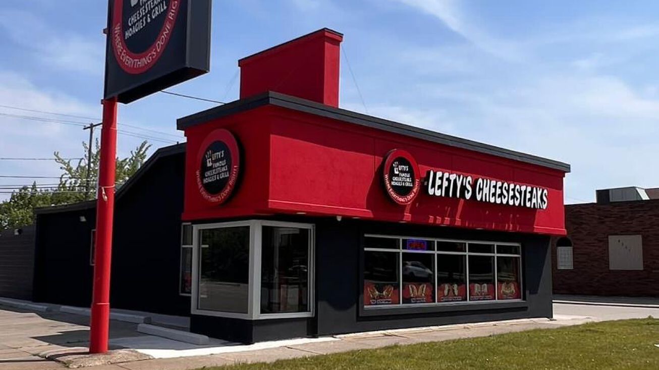 4531 Allen Rd, Allen Park, MI 48101