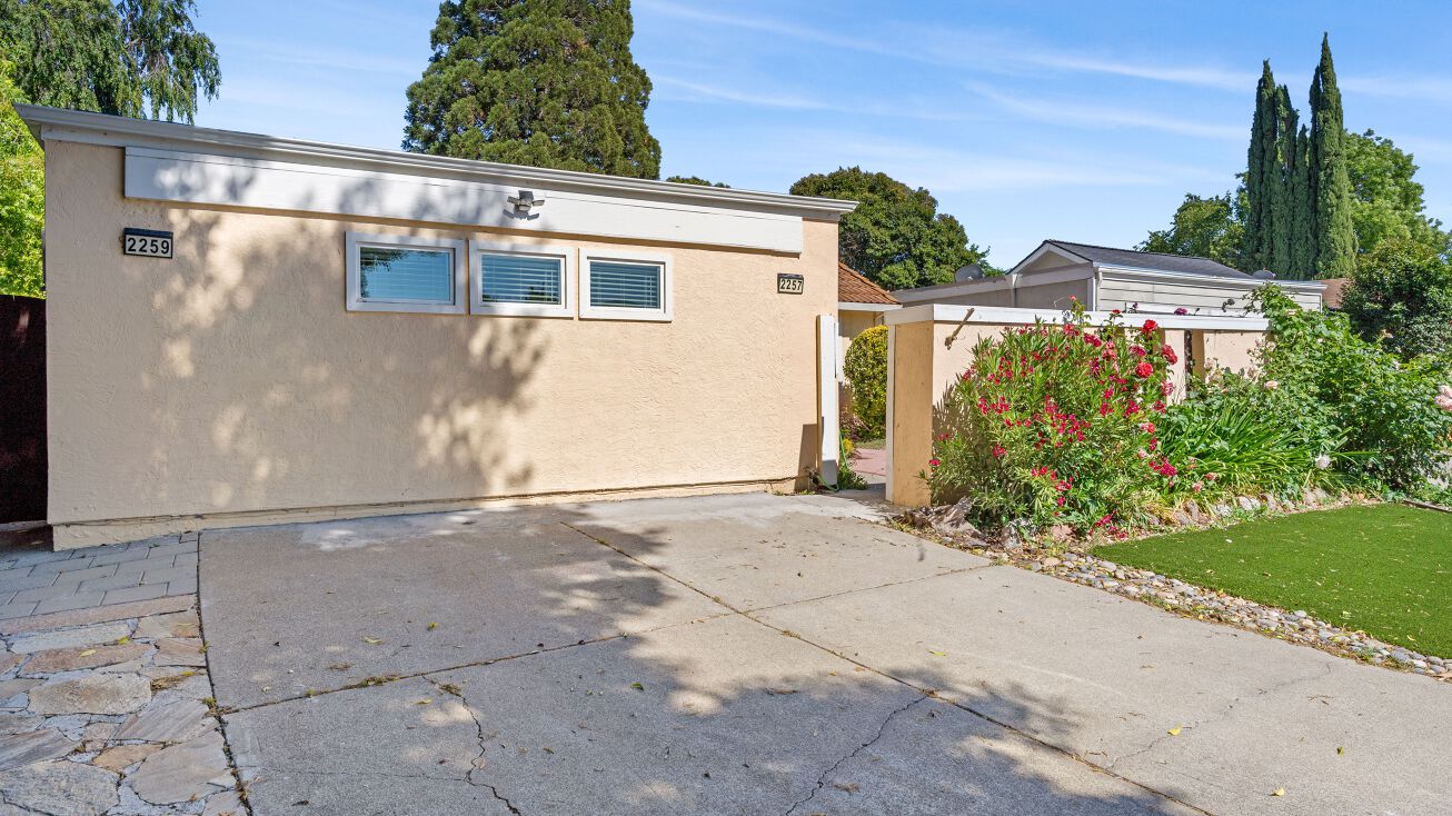 2257 Goldcrest Cir, Pleasanton, CA 94566