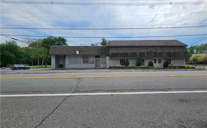 Pictures of Retail property located at 605 NY-17K, Montgomery, NY 12549 for sales - image #1