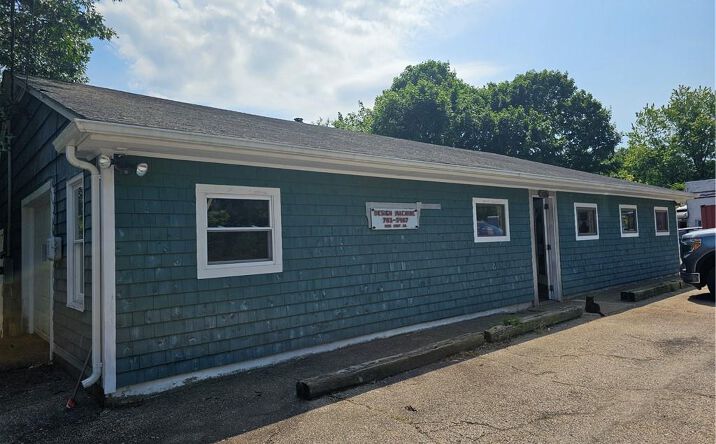 Pictures of Retail, Land property located at 2196 Post Road, South Kingstown, RI 02879 for sales - image #1