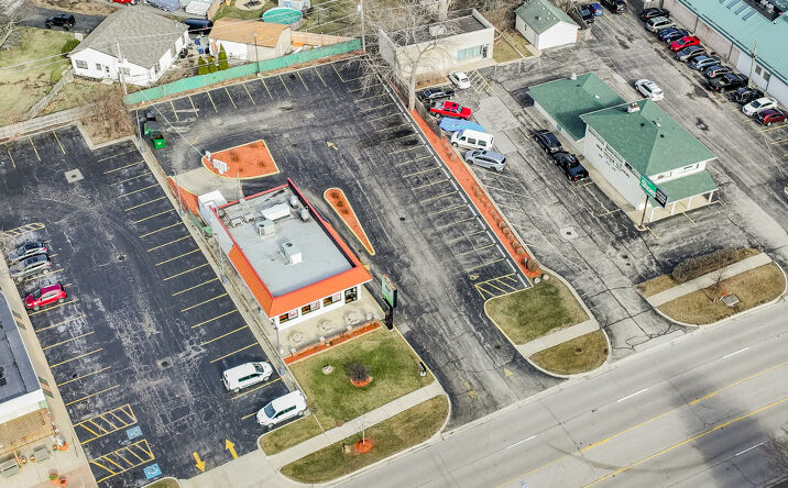 Pictures of Retail property located at 1015 E Ogden Ave, Naperville, IL 60563 for sales - image #1
