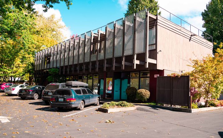 Pictures of Mixed Use, Office property located at 200 NE 20th Ave, Portland, OR 97232 for sales - image #1