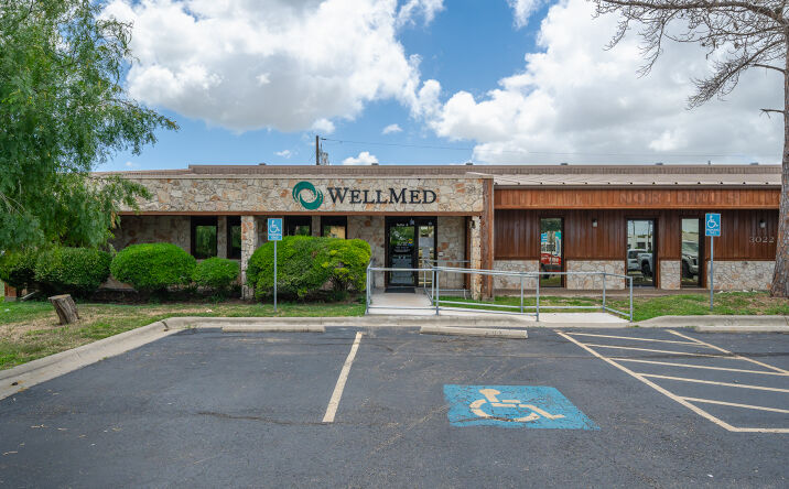 image of property at 3022 MCKINZIE RD Corpus Christi TX 78410-2628
