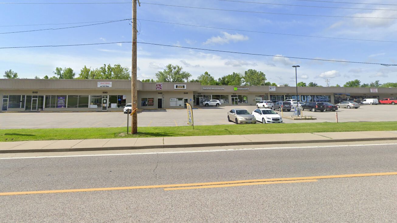 522-e-osage-st-pacific-mo-63069-crexi