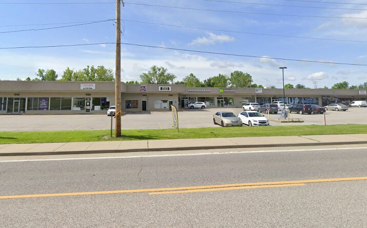 Pictures of Retail property located at 522 E Osage St, Pacific, MO 63069 for sales - image #1