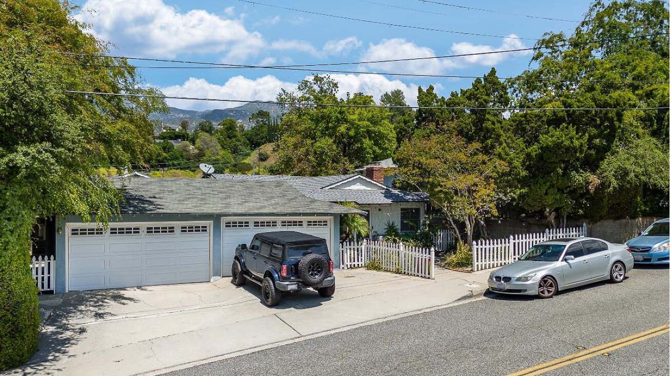 3644 Stancrest Dr, Glendale, CA 91208