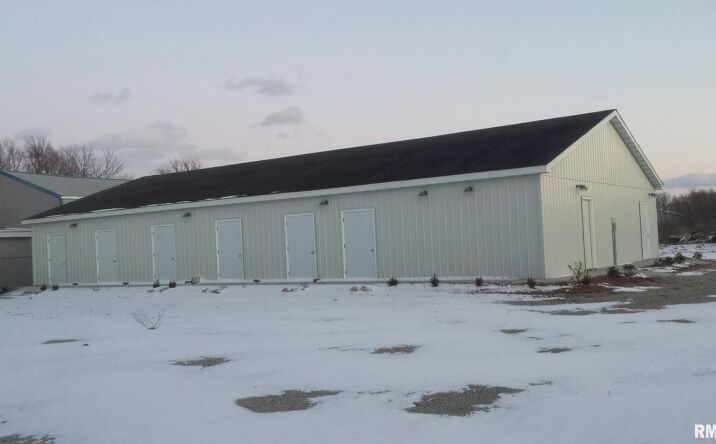 Pictures of Business for Sale, Industrial, Self Storage, Retail property located at 1128 E LINCOLN Street, Riverton, IL 62561 for sales - image #1