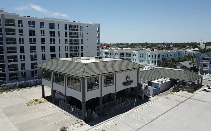 Pictures of Hospitality, Mixed Use, Multifamily, Office, Retail property located at 831 1st St N, Jacksonville Beach, FL 32250 for sales - image #1
