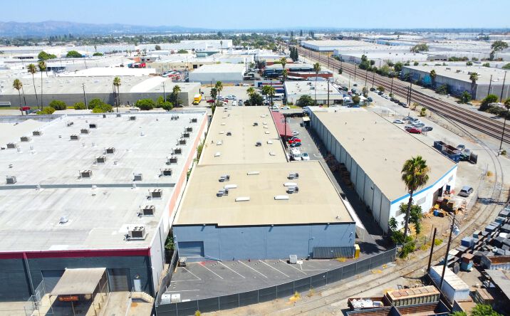 Pictures of Industrial property located at 3019 Vail Ave, Commerce, CA 90040 for sales - image #1