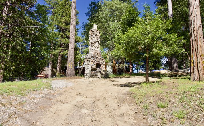 Pictures of Land property located at 32065 Hunsaker Way, Running Springs, CA 92382 for sales - image #1