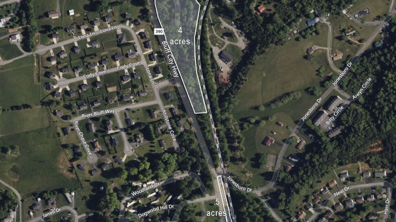 Pictures of Multifamily property located at 4573 Bluff City Hwy, Bluff City, TN 37618 for sales - image #1