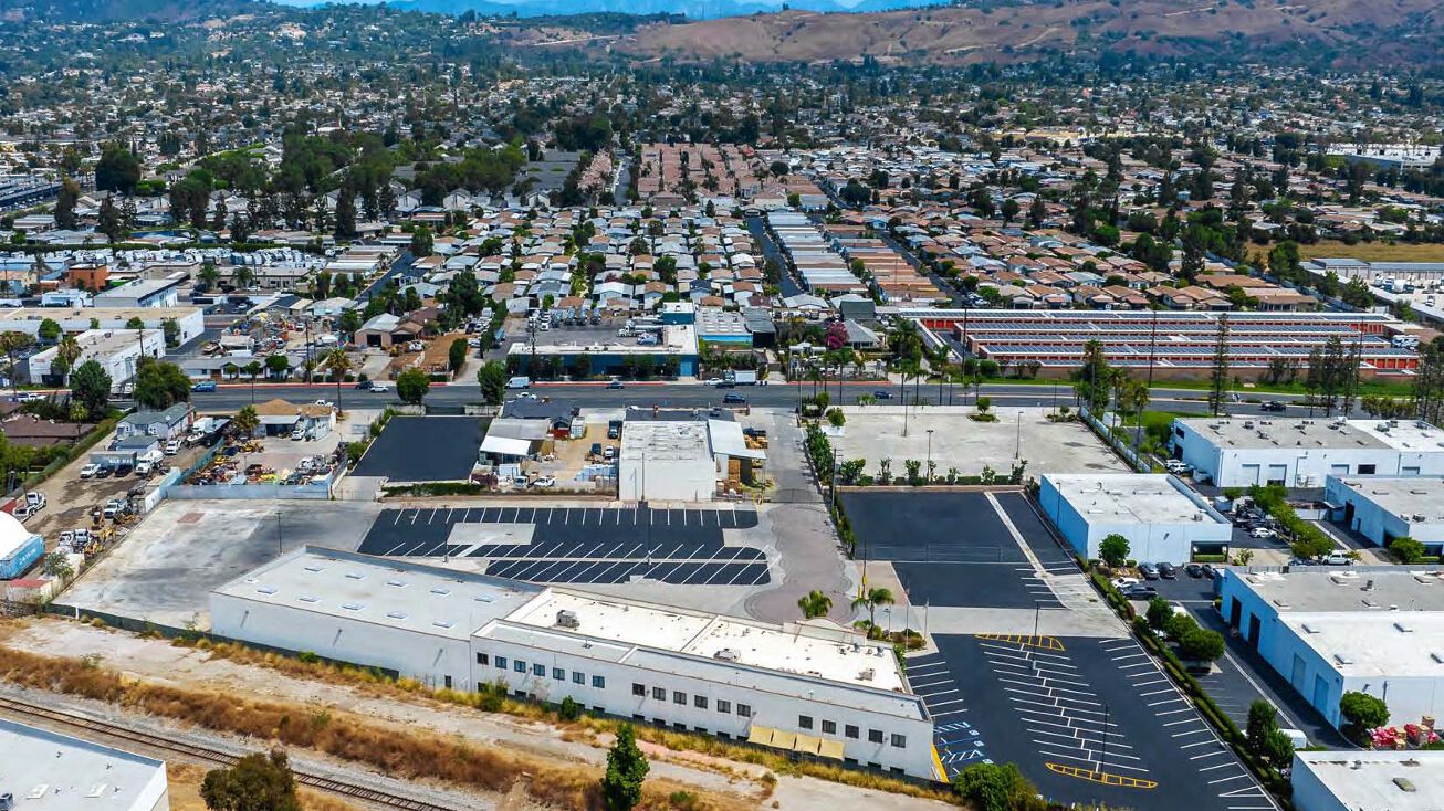 1560 W Lambert Rd, Brea, CA 92821