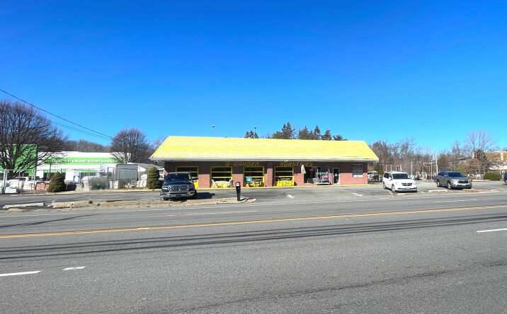 Pictures of Retail property located at 1546 Boston Post Road, Milford, CT 06460 for sales - image #1