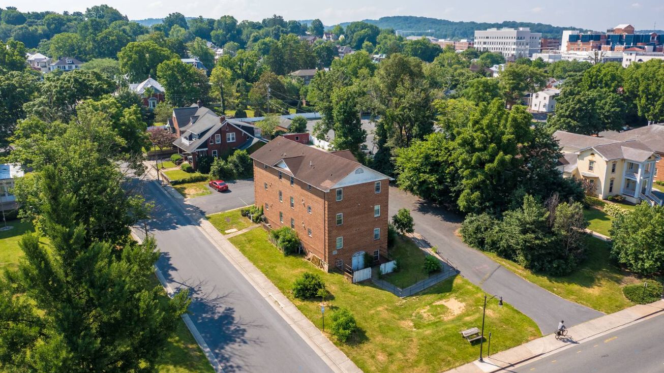 512 S Main Street, Harrisonburg, VA 22801