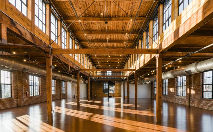 Pictures of Mixed Use, Office, Retail, Special Purpose property located at 1401 Fort St, Chattanooga, TN 37402 for sales - image #1