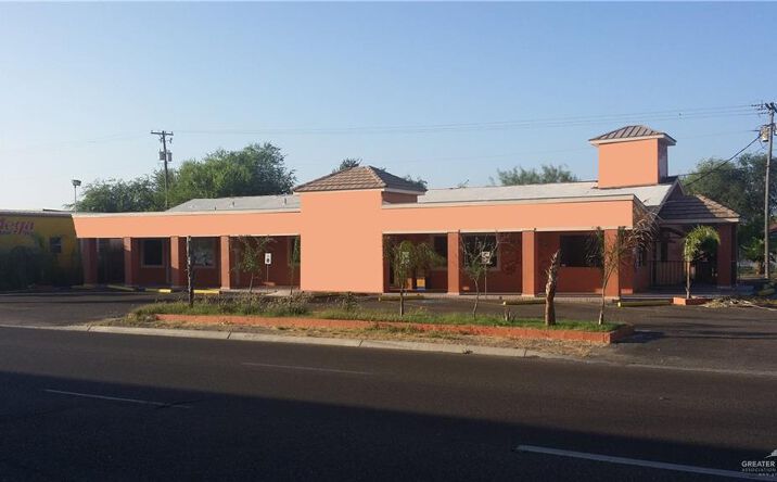 Pictures of Retail property located at 121 E Bentsen Palm Drive, Palmview, TX 78572 for sales - image #1