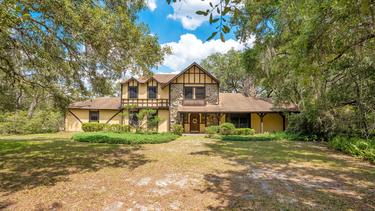 16835 Old Moulton Rd, Spring Hill, FL 34610