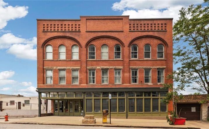 Pictures of Mixed Use, Multifamily property located at 2220 Superior Viaduct, Cleveland, OH 44113 for sales - image #1