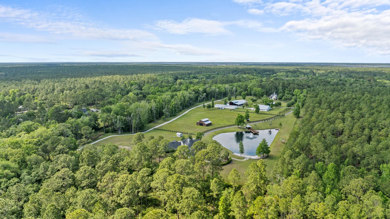 Crystal Sands Dr, Jacksonville, FL 32218