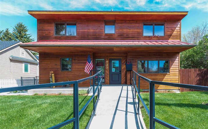 Pictures of Mixed Use property located at 931 Rumsey Ave, Cody, WY 82414 for sales - image #1