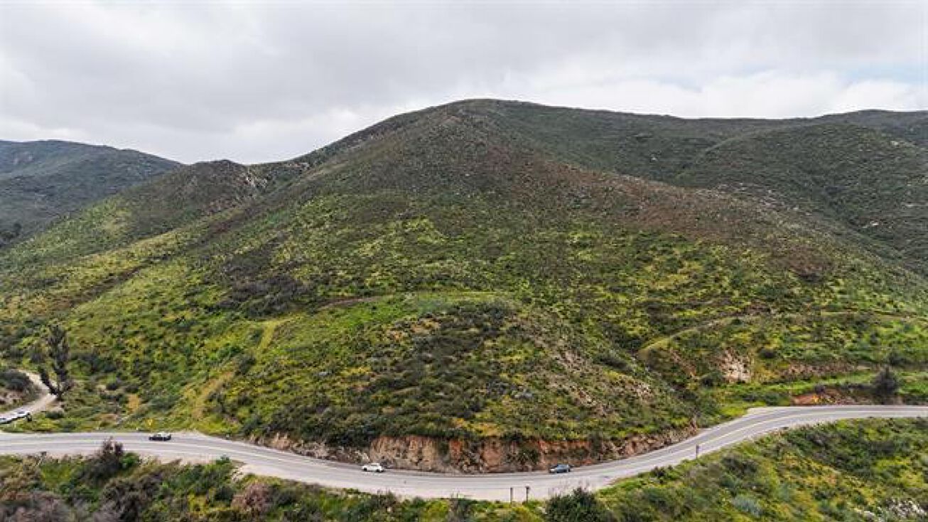 CA94, Dulzura, CA 91917