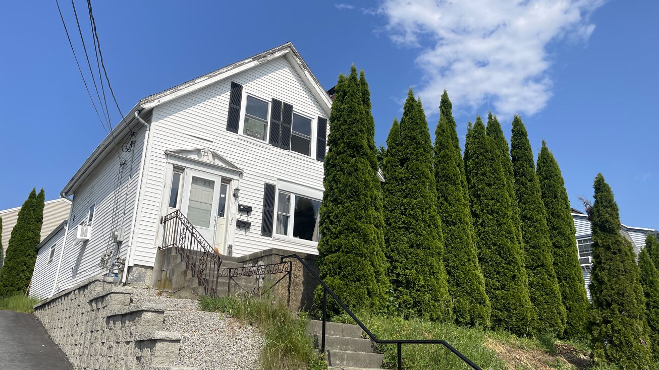 21 N Main St, Natick, MA 01760