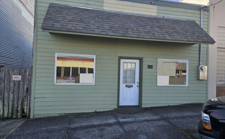 Pictures of Land property located at 714 SW Hurbert Street, Newport, OR 97365 for sales - image #1