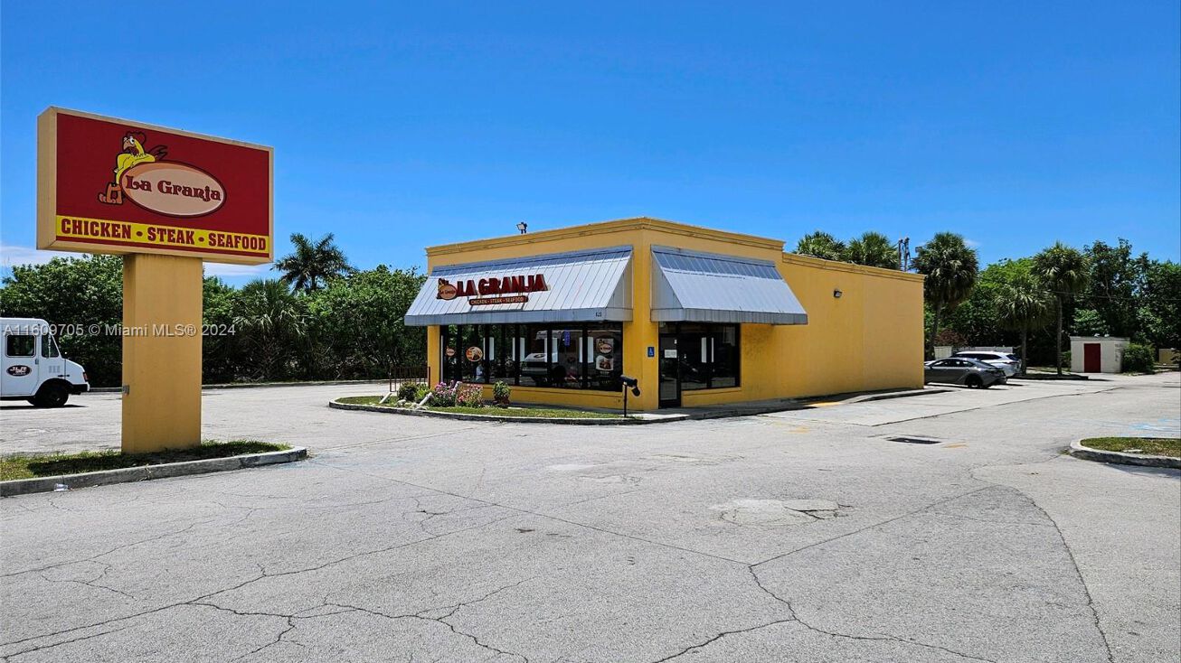 820 W Sample Road, Pompano Beach, FL 33064