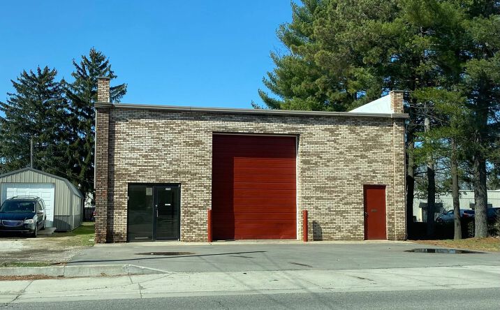 Pictures of Industrial property located at 1715 Cassopolis St, Elkhart, IN 46514 for sales - image #1