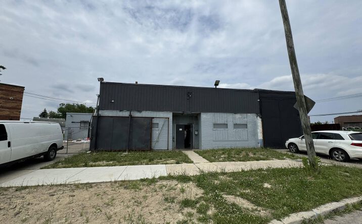 Pictures of Industrial property located at 9965 Northlawn St, Detroit, MI 48204 for sales - image #1