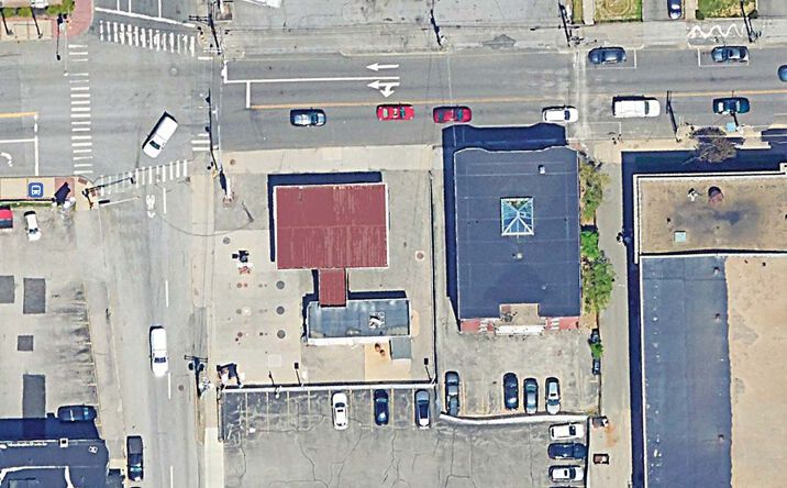 Pictures of Retail property located at 89 Bridge St, Manchester, NH 03101 for sales - image #1
