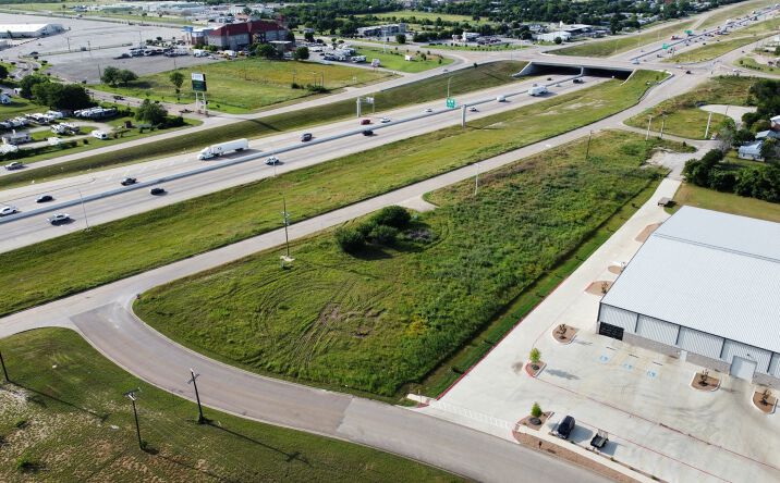 Pictures of Land property located at 2500 S IH 35 Service Rd, Belton, TX 76513 for sales - image #1
