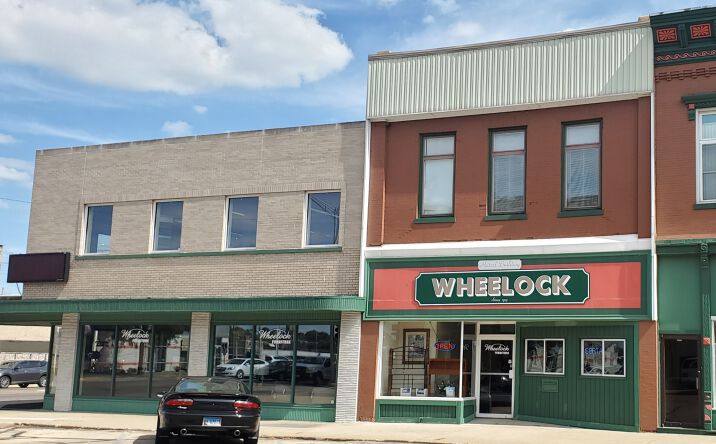 Pictures of Retail property located at 101 W 2nd St, Rock Falls, IL 61071 for sales - image #1