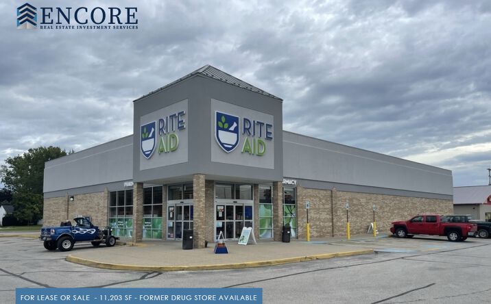 Pictures of Retail property located at 301 S Main St, Standish, MI 48658 for sales - image #1