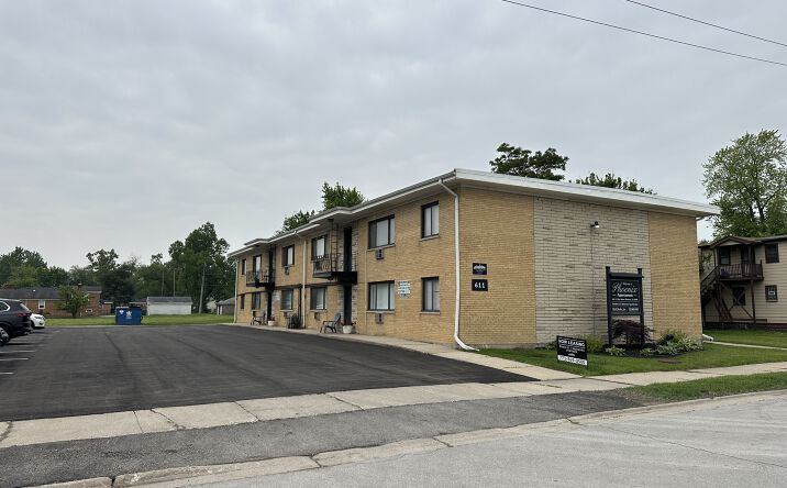 Pictures of Multifamily property located at 611 E 151st St, Phoenix, IL 60426 for sales - image #1
