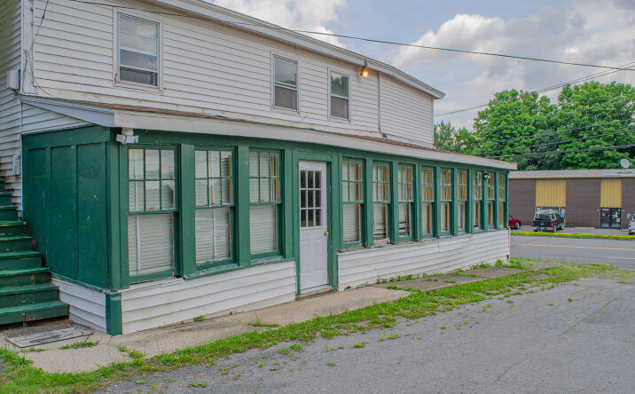 Pictures of Retail, Multifamily, Mixed Use property located at 1620 Columbia Turnpike, Castleton-on-Hudson, NY 12023 for sales - image #1