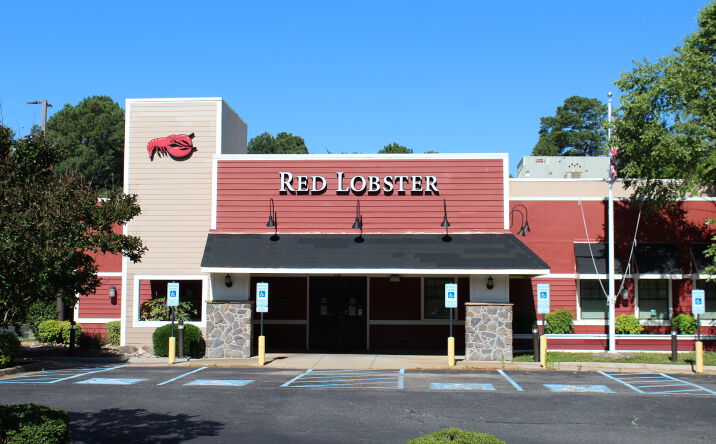 Pictures of Retail property located at 2100 Richmond Rd, Williamsburg, VA 23185 for sales - image #1