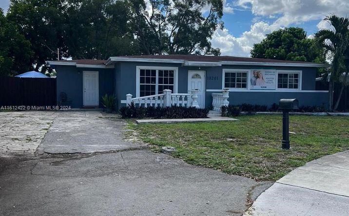 Pictures of Mixed Use property located at 18201 NW 57th Ave, Miami Gardens, FL 33055 for sales - image #1